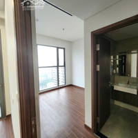 Hot! Bán Ch 2 Phòng Ngủ 2 Vệ Sinhtại Masteri Waterfront, Gia Lâm, 4,3 Tỷ, 63M2