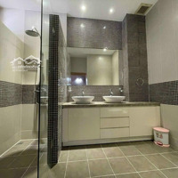 Bán Nhà Mặt Tiền Đường Hoàng Việt, Quận Tân Bình,Diện Tích5.3Mx20M Trệt 5 Lầu, Giá Bán 28.5 Tỷ Còn Tl
