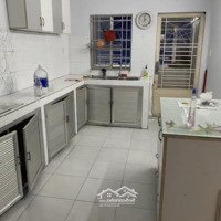 Chính Chủ Cho Thuê Nhà Hẻm An Ninh Huỳnh Văn Bánh P.13 Q.pn Hđ 03 Năm Giá Bán 16 Triệu 4 Phòng Ngủliên Hệ: 0901 970 599.