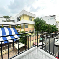 Cho Thuê Căn Hộ Dịch Vụ Quận 1 Rộng 30M2 - Cho Thuê Giá Rẻ - Ban Công Siêu Thoáng
