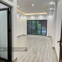 Bán Nhà Phân Lô, Phố Nghĩa Tân, Vỉ Hè, Kinh Doanh. Diện Tích 68M2, Giá Bán 24.5 Tỷ