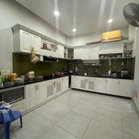 Chủ Ngộp Bán Nhà Riêng 4 Tầng- Dòng Tiền Ổn Định -Diện Tích160M2 Sau Lưng Giga Mall - Phạm Văn Đồng