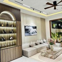 Nhà 3 Tầng Sang Trọng 125M, Full Nội Thất, Gần Cầu Hòa Xuân, Giá Tốt!