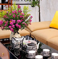 Bán Căn Hộ 2 Phòng Ngủ Chung Cư Vp5 Linh Đàm, View Hồ, Sổ Đỏ 61,5M2 Chính Chủ, Ban Công Đông