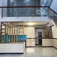 Bán Nhà Sổ Hồng Riêng - Đúc Chắc Chắn - Ngay Trung Tâm Dĩ An