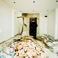 Hồ Ba Mẫu - Thang Máy - Ngõ Thông - Gần Hồ - Dễ Cho Thuê - Lô 2 Căn Xây Mới - 7.X Tỷ