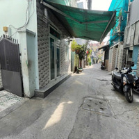 Chính Chủ_ Sát Hẻm Xe Hơi_ Phan Xích Long _40M2_4 Tầng - Vuông A4 - Không Lộ Giới