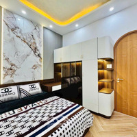 Cần Bán Nhàhẽm Xe Hơinguyễn Phúc Chu P.15, 1 Trệt Lững 2 Lầu St Giá Chỉ: 6.2 Tỷ Còn Thương Lượng