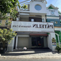 Cho Thuê Nhà Mặt Tiền 147 Hoa Lan, Phường 2, Quận Phú Nhuận. Dt: 8 X 16M - 4 Tầng Nhà Mới.