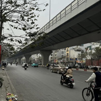 Siêu Hiếm - Hai Bà Trưng - Mặt Phố - Thang Máy - Dòng Tiền Ổn Định - Kinh Doanh Sầm Uất .