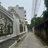 Bán Đất Ngõ 95 Việt Hưng 272,8M Mg:10M Giá: 15 Tỷ Gần Phố Chính