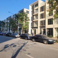 Bán Shophouse Mặt Phố 40M Kđt Starlake Tây Hồ 100 Tỷ, 200M2, Thông Sàn, Bank Thuê, Chân Chung Cư