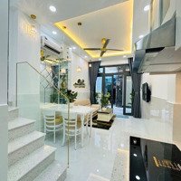 Siêu Phẩm Nhà Đẹphẽm Xe Hơi5M Đường Tôn Đản, Phường 4, Quận 4. Diện Tích: 55M2/3Tỷ650, Sổ Riêng. 1 Trệt 2 Lầu