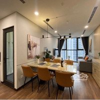 Hot! Cho Thuê Gấp Căn Hộ Cao Cấp Center Point 2 Phòng Ngủ, Full Đẹp. Giá Rẻ 14 Triệu