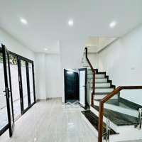 Nhà Thiết Kế Đẹp Trung Tâm Thạch Bàn - Ôtô Đỗ Cổng - Ngõ Nông, 30M Giá 5X