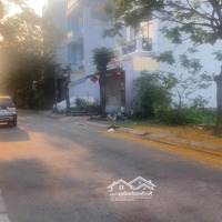 Bán Gấp Đất Thổ Cư 100M2, Sổ Đỏ, Cách Cụm Trường Liên Cấp 1-2-3 Phong Phú Chỉ 500M