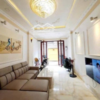 Bán Nhà Q7: Phạm Hữu Lầu 50M2, 4 Phòng Ngủ , 3 Vệ Sinh 3 Lầu .Nội Thất Đầy Đủ. Nhà Mới Ở Ngay. Giá Bán 6Tỷ