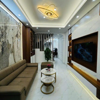 Nhà Đẹp Kim Giang Thanh Xuân, 4 Tầng, Ô Tô Đỗ Cửa, Full Nội Thất, 39M2 Giá Bán 7.95Tỷ
