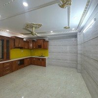 Cho Thuê Nhà 1 Trệt 3 Lầu, Hẻm Oto Đường Hiệp Bình, Gần Gigamall, Phạm Văn Đồng 5 Phòng Ngủ 4 Vệ Sinh81M2