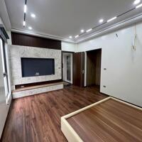 SIÊU PHẨM NHÀ MỚI KOONG PHÂN LÔ GIA THỤY 45M, 6T, MT7M LÔ GÓC, GARA, THANG MÁY, Ô TÔ TRÁNH