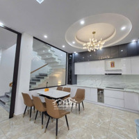 Biệt Thự Siêu Đẹp Góc 2 Mặt Tiền Có Hồ Bơi Nội Thất Siêu Xịn Sò