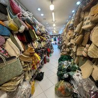 Mặt Phố Hàng Đào, 4 Tầng Thang Máy, 134 Tỷ