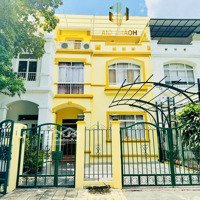 Bán Biệt Thự Compound Hưng Thái 1 Phú Mỹ Hưng Quận 7 - 126M2 - 3 Tầng - Giá Siêu Rẻ Chỉ 27.5 Tỷ