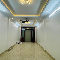 Bán Nhà Tại Phố Xã Đàn, 6T Thang Máy, Kinh Doanh Nhỏ, 11 Tỷ, 41M2, 4 Phòng Ngủ 6 Vệ Sinh Đống Đa, Hn,