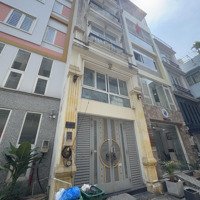Bán Chdv 6 Tầng. 13 Phòng. Doanh Thu ~ 800 Triệu/Năm. Hxt. Ngay Cầu Bình Lợi.