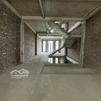 Louis Đại Mỗ Nhà Xây Thô Mua Giữ Tiền Đẳng Cấp Nam Từ Liêm-Diện Tích105M - Giá Bán 36 Tỷ.