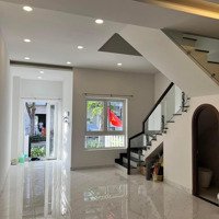 Săn Ngay Nhà Đẹp Hẻm 4M Rạch Bùng Binh, Q3, 62M2, Giá Bán 4Tỷ7, Sổ Riêng, 1 Trệt 2 Lầu, Đang Thuê 10 Triệu