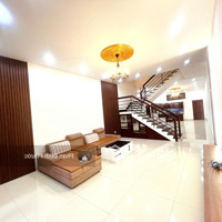 Nhà Đẹp Giá Lại Rẻ - Hướng Đông Nam Đường Hoàng Hiệp