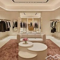 Cực Phẩm Cho Thuê Nhà Mặt Phố Thái Hàdiện Tích300M2X2T, Lô Góc Mặt Tiền 15M, Nhận Diện Thương Hiệu Đỉnh