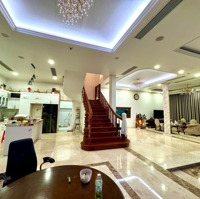Cần Xoay Vòng Vốn! Bán Gấp Căn Góc 2Mt Trịnh Quang Nghị, P7, Q8. Giá Chỉ Còn 4Tỷ250/Căn 120M2. Shr.