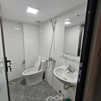 Bán Nhà Phố Cầu Giấy, Dòng Tiền 70 Triệu/Th, Thang Máy, Ngõ Thông 3M, 60M2 6T Full Nội Thất Giá Bán 15 Tỷ