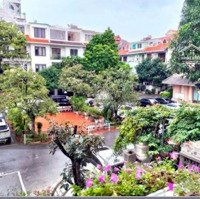Biệt Thự Khu Vĩnh Phúc Ba Đình Nhỉnh 30Tỷ 140M2 4 Tầng Mtr 8,1M Trước Nhà Đỗ Vài Xe Ô Tô Gần Hồ Tây