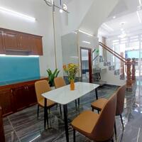 Bán nhà trệt lầu trục chính hẻm 391 đường 30/4
