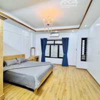 Lô Góc Hai Mặt Thoáng Sáng - Ba Bước Chân Ra Phố - Bãi Gửi Xe Gần Nhà - Tặng Full Nội Thất