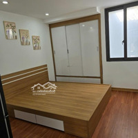 Cần Bán Gấp Gi.ả.m Chào Nhà Bồ Đề 5 Tầng Full Nội Thất Oto Đõ Cổng Ngõ Thông Hồng Tiến 6,1 Tỷ