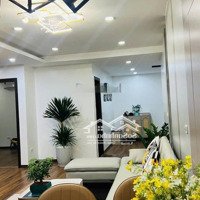 Nhỉnh 5 Tỷ Chung Cư Nút Giao Trần Thái Tông - Trần Đăng Ninh - Nguyễn Phong Sắc, Cầu Giấy