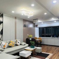 Nhỉnh 5 Tỷ Chung Cư Nút Giao Trần Thái Tông - Trần Đăng Ninh - Nguyễn Phong Sắc, Cầu Giấy