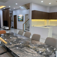 Cho Thuê Biệt Thự Siêu Rẻ Đẹp, Vào Q1 Chỉ 10P Xe Mát