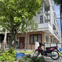 Bán siêu phẩm shophouse 4 tầng giá chỉ 4,x tỷ