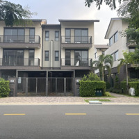 Bán Căn Nhà Phố Vườn 1 Trệt 2 Lầu Hướng Nam, Trục 16M, Có Bìa Vườn Rộng. Giá Thu Về Chỉ 4,5 Tỷ
