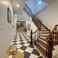Cho Thuê Nhà Ngụy Như Kon Tum, Nguyễn Tuân,Diện Tích60M, 4 Tầng, Đường Thông Thoáng Ô Tô Đỗ Cửa, 27 Triệu