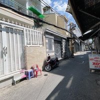 Bán Nhà . Khu Buôn Bán Sầm Uất Quận 4 ,
