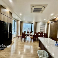 Cực Hiếm - Mặt Phố - Cầu Giấy - Nhà Đẹp - Kinh Doanh - 7 Tầng Thang Máy - Lô Góc