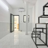 Khai Trương Gần Cầu Sài Gòn Full Nội Thất Mới