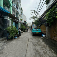 Tôi Cần Bán Vội Nhà Để Định Cư. Xe Hơi Đậu. Trung Tâm Quận 7, Xây Tâm Huyết 3 Tầng Hơn 8 Tỷ Thôi.