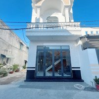 Nhà Trệt Lầu Mới Góc Hẻm Giá Tốt 03 Phòng Ngủ Dùng Được Xe Ô Tô